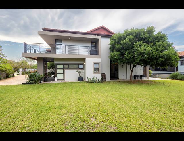 5 BEDROOM HOUSE FOR SALE IN IZINGA